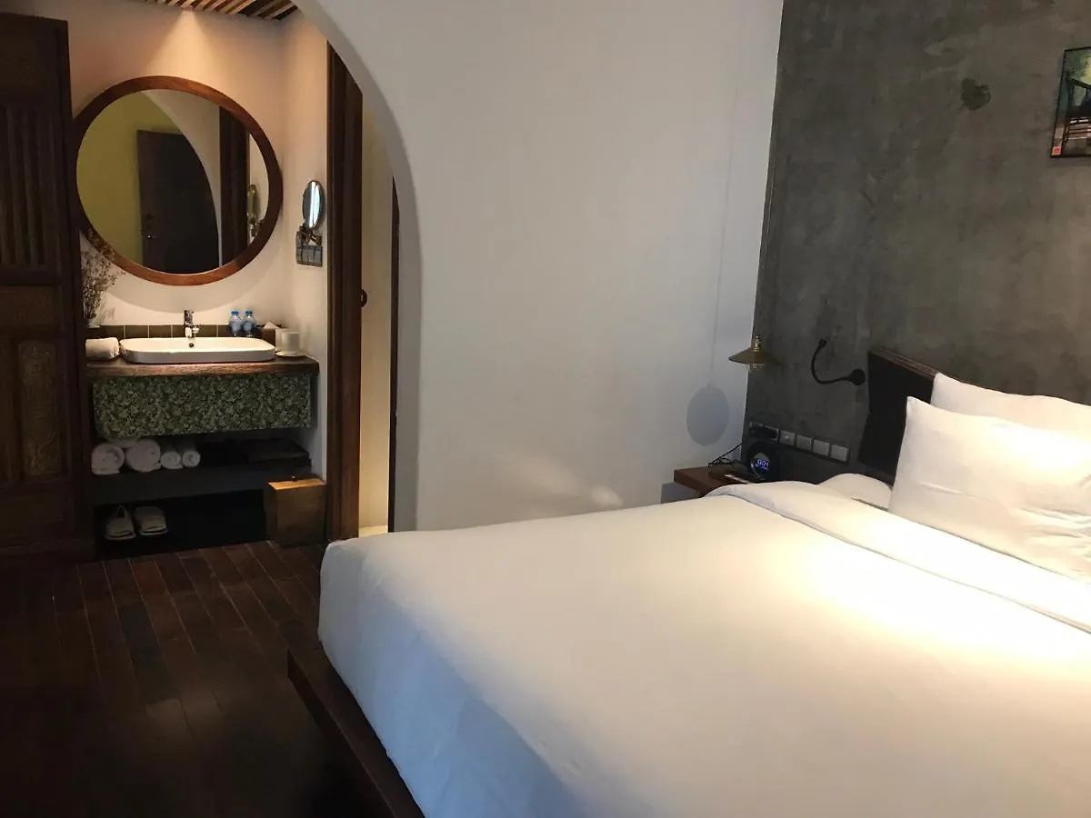Nancy Strip Imperial Villa 4 Vung Tau
