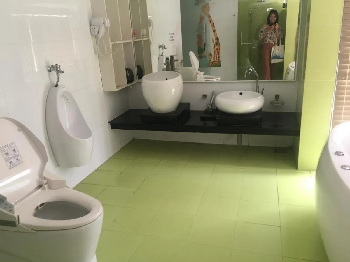 Nancy Strip Imperial Villa 4 Vung Tau