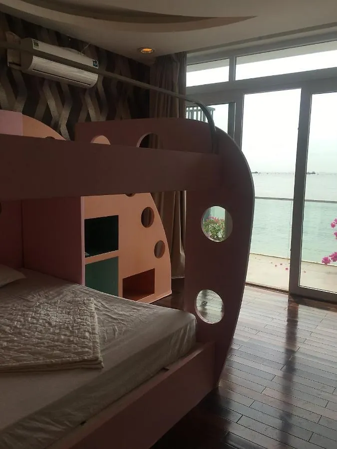 Nancy Strip Imperial Villa 4 Vung Tau