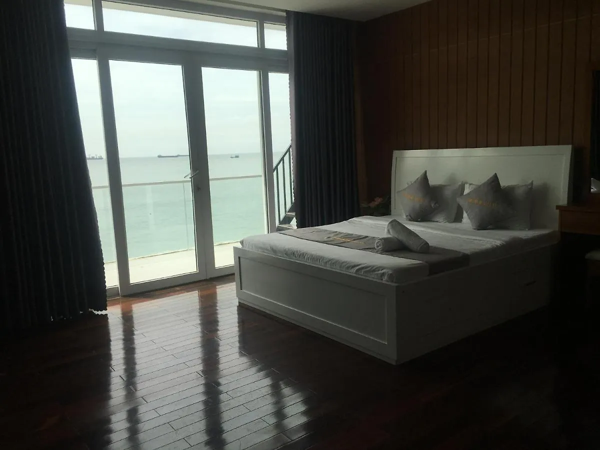 Nancy Strip Imperial Villa 4 Vung Tau