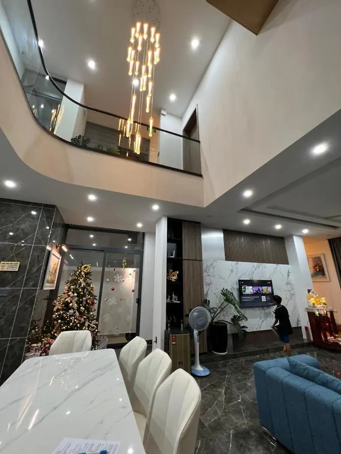 Nancy Strip Imperial Villa 4 Vung Tau