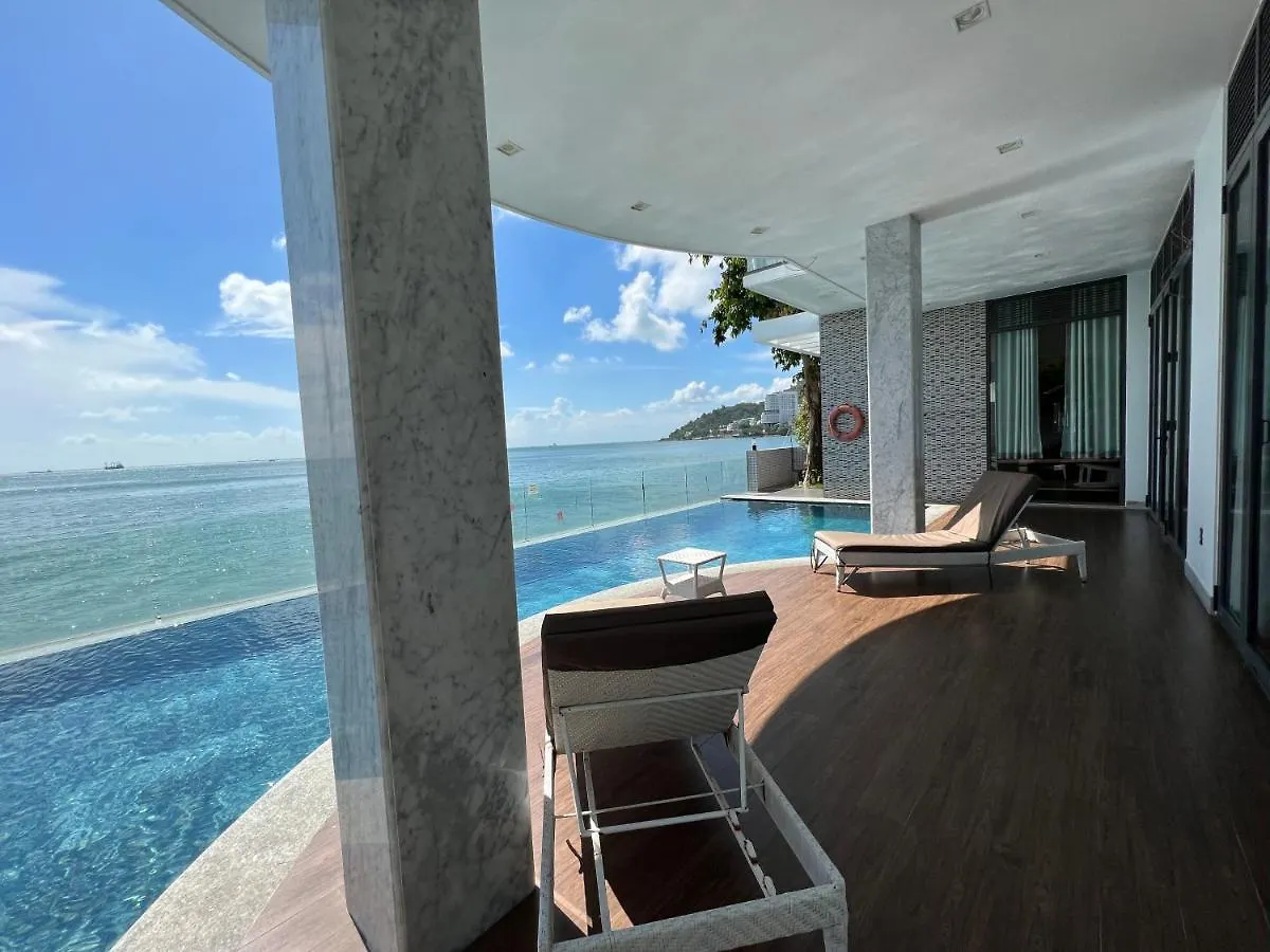 Nancy Strip Imperial Villa 4 Vung Tau