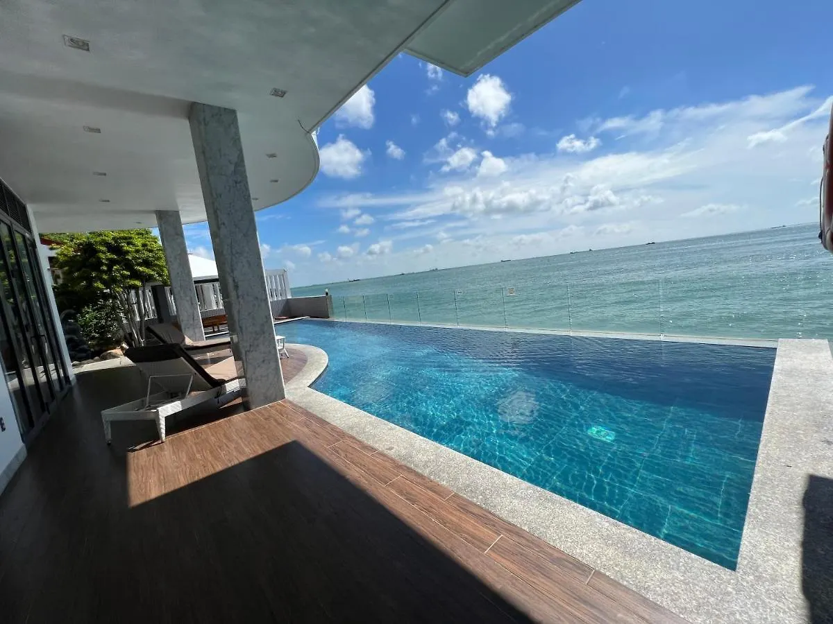 Nancy Strip Imperial Villa 4 Vung Tau